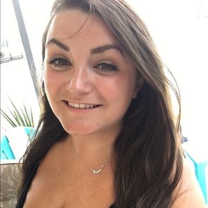 Meet your Posher, Alyvia